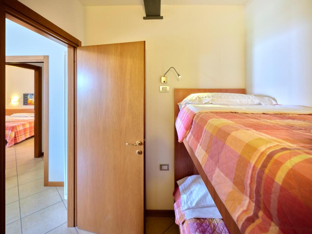 Apartmentsgarda - Canevini Residence Torri Del Benaco Extérieur photo